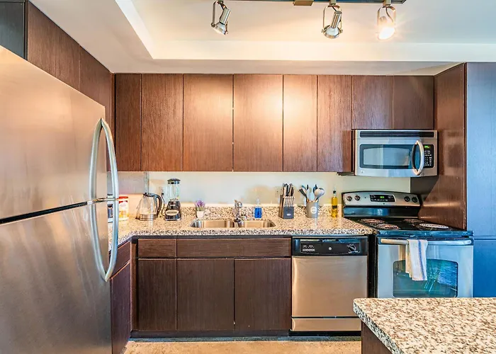 Apartment 1br, Roosevelt Row , Gym,pool,parking