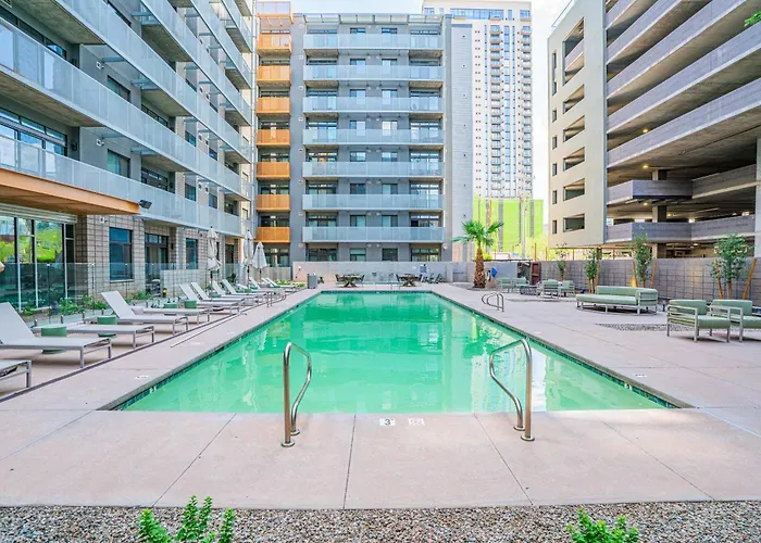 1br, Roosevelt Row , Gym,pool,parking Apartment *